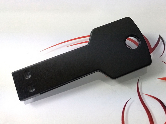 Pendrive w kształcie klucza