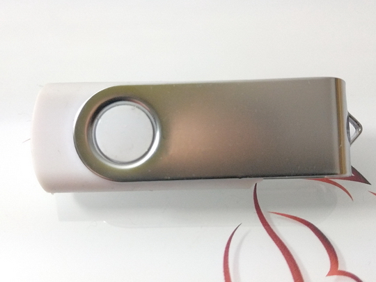 Pendrive twister